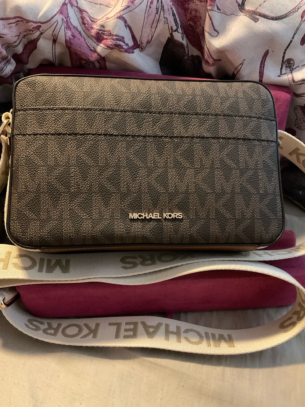 Michael Kors Jet Set Large Logo Crossbody Bag Brown MK Vanilla Strap NWT